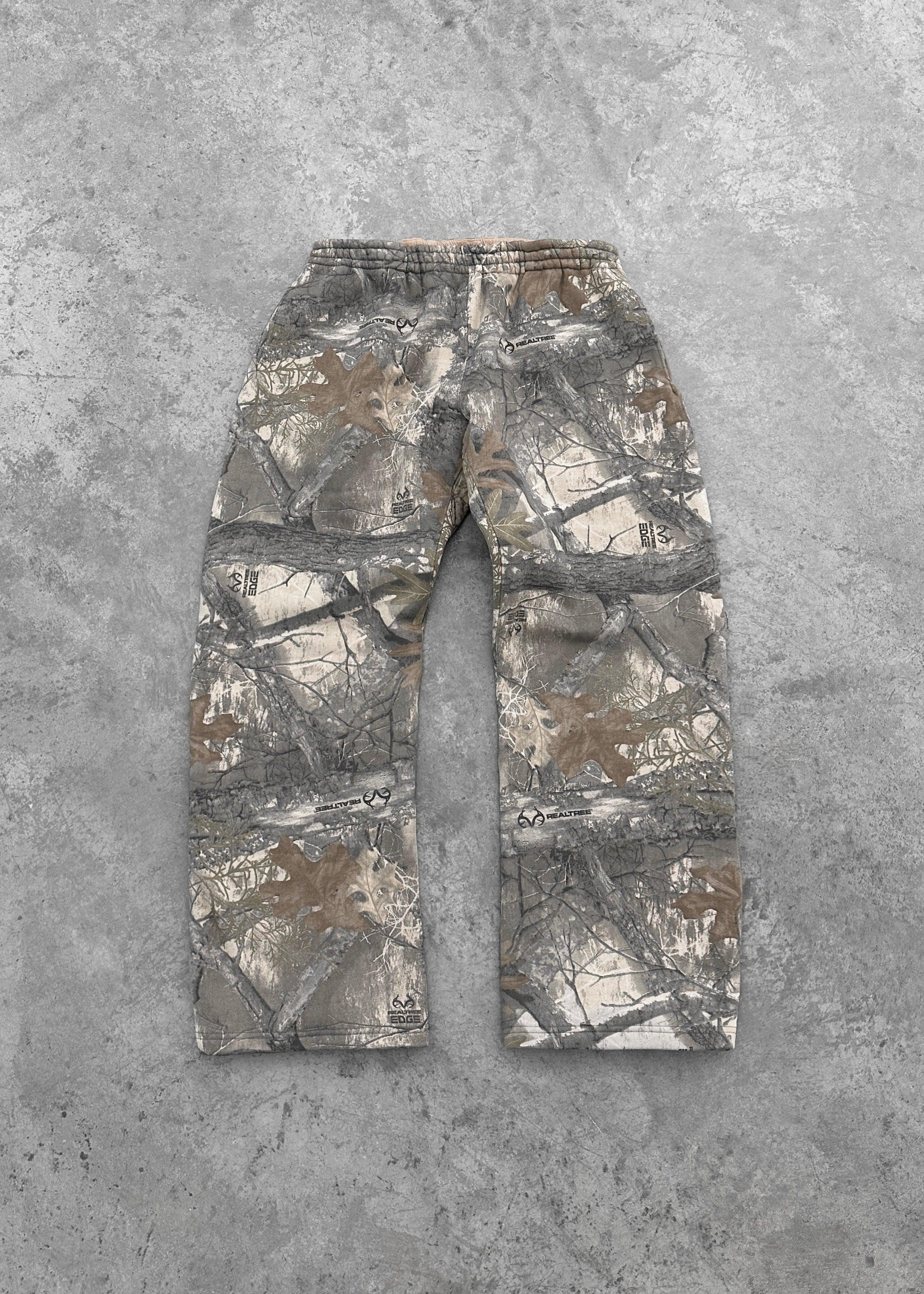 AKIMBO STRAIGHT-LEG SWEATPANTS - REALTREE® CAMO