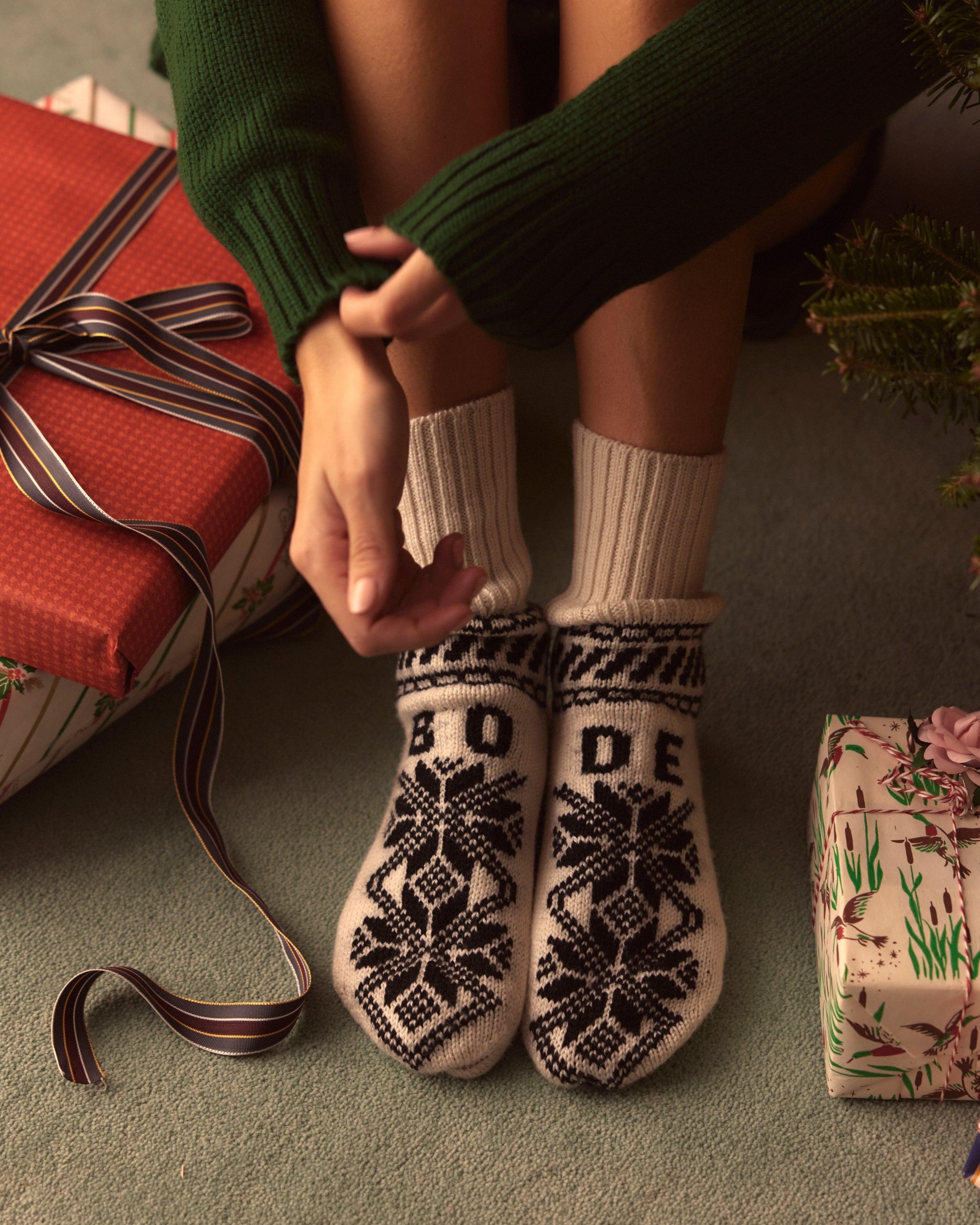 Snowflake Jacquard Socks