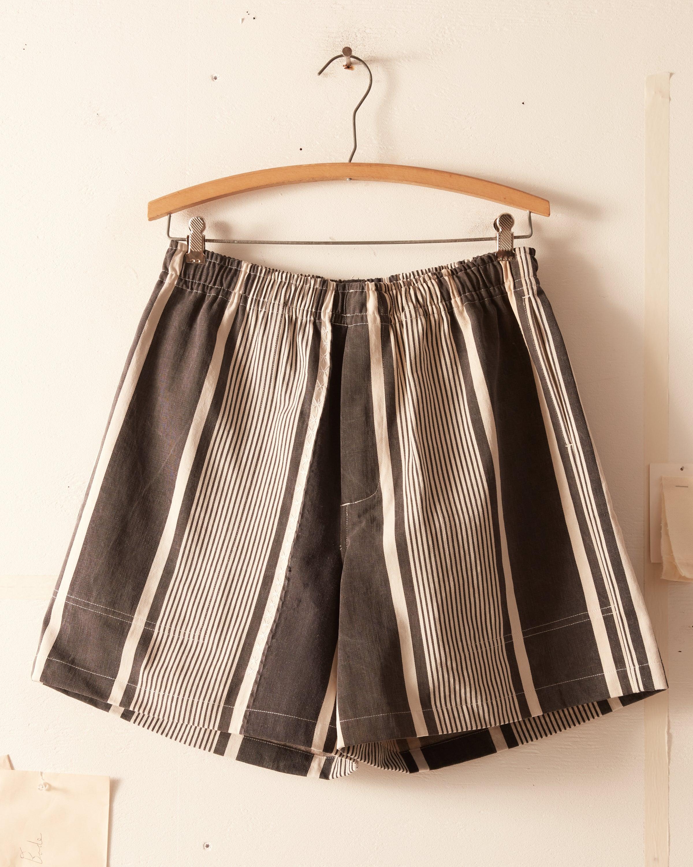 Concrete Avenue Shorts - M/L