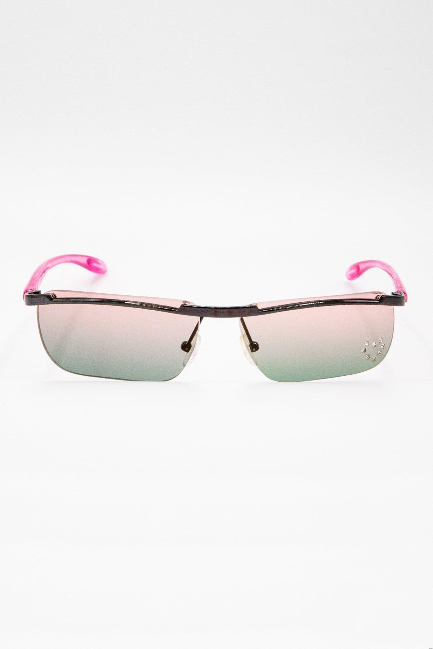 SGCARMEN - Carmen Ombre Heart Decal Sunglasses