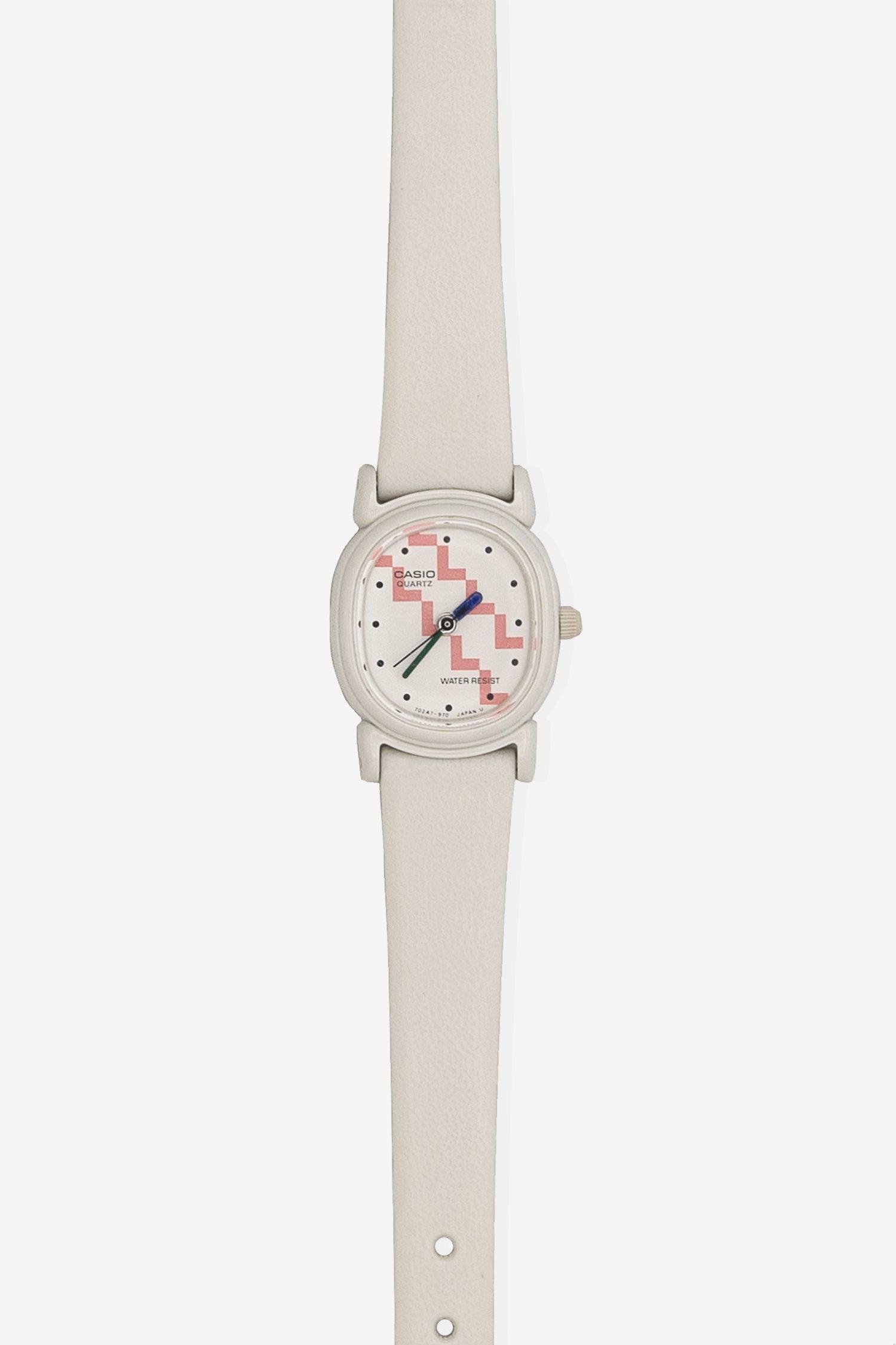 WCHAVCWR - Women's Vintage Casio Watch